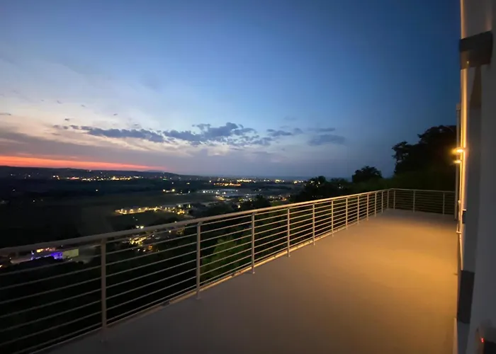 Dimora Filippo Alloggio per agriturismo SantʼElpidio a Mare